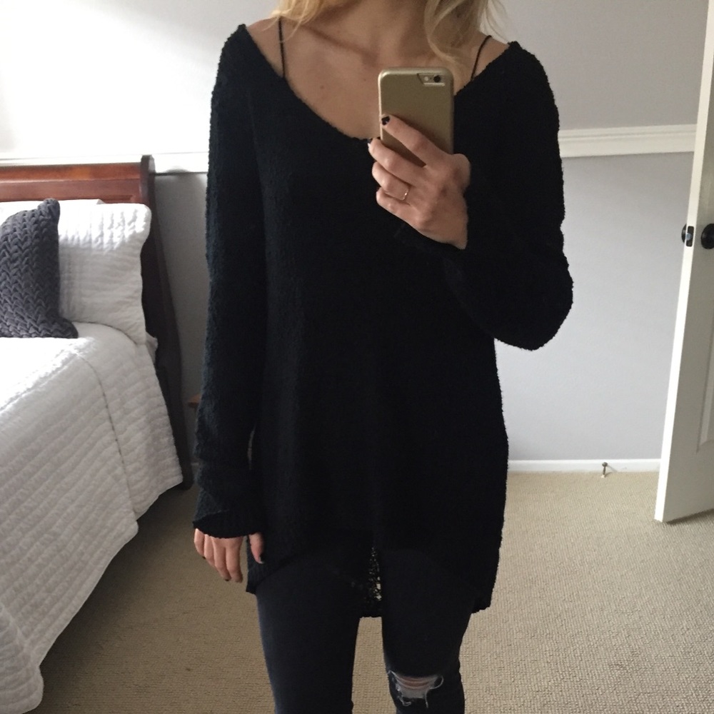 Brandy Melville knit sweater, barely worn!
